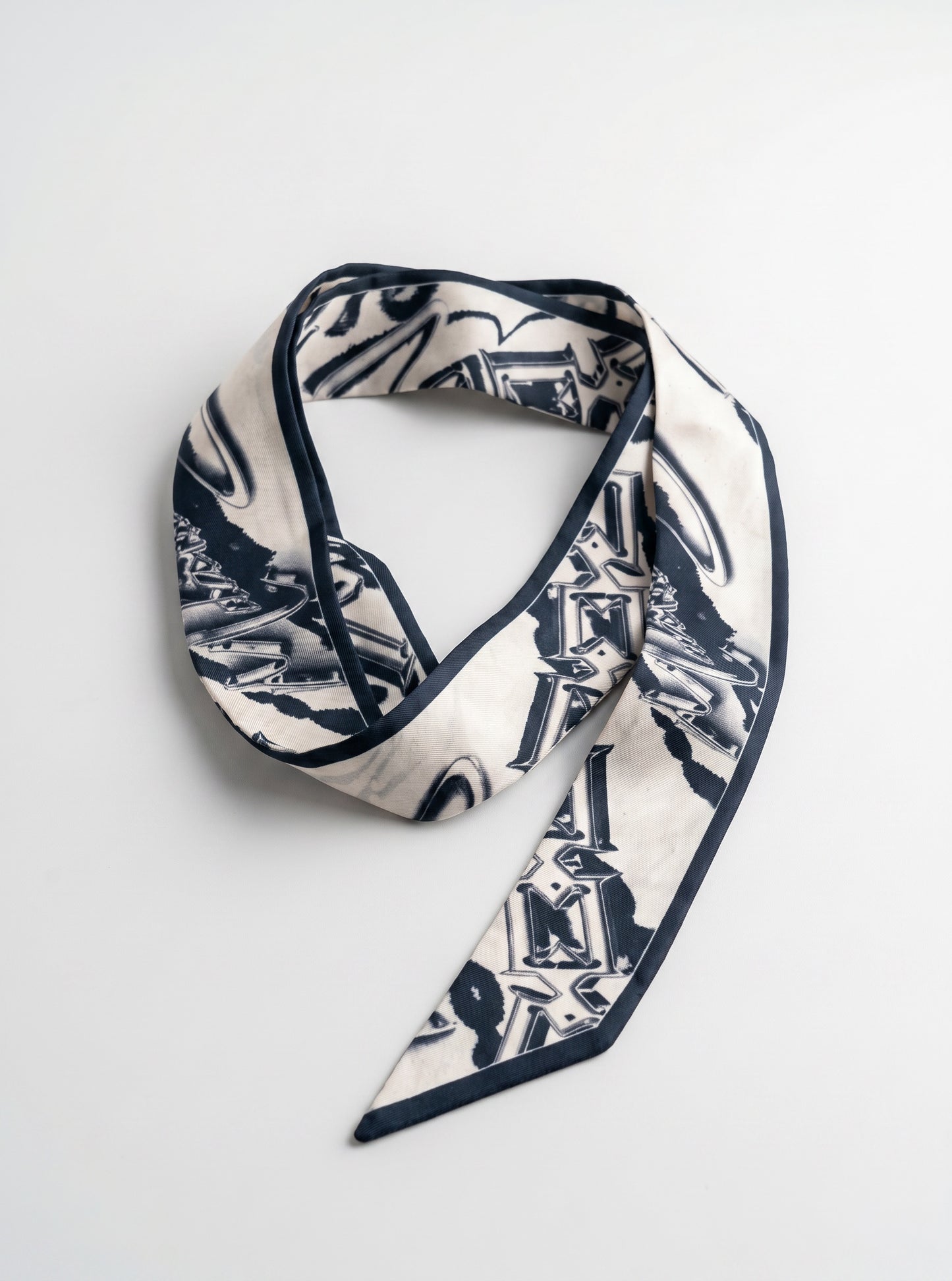 MDAVA LINKS TWILLY SCARF